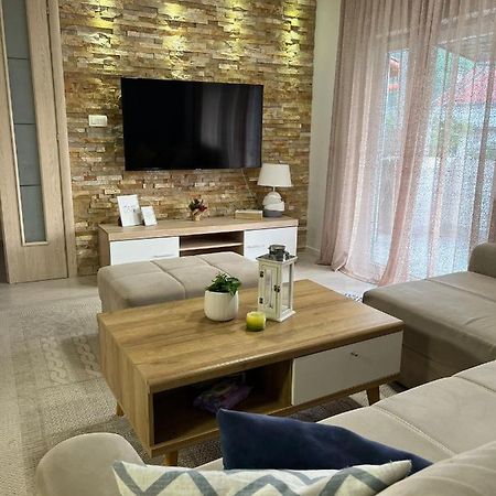 Apartman Mak Mostar Eksteriør billede