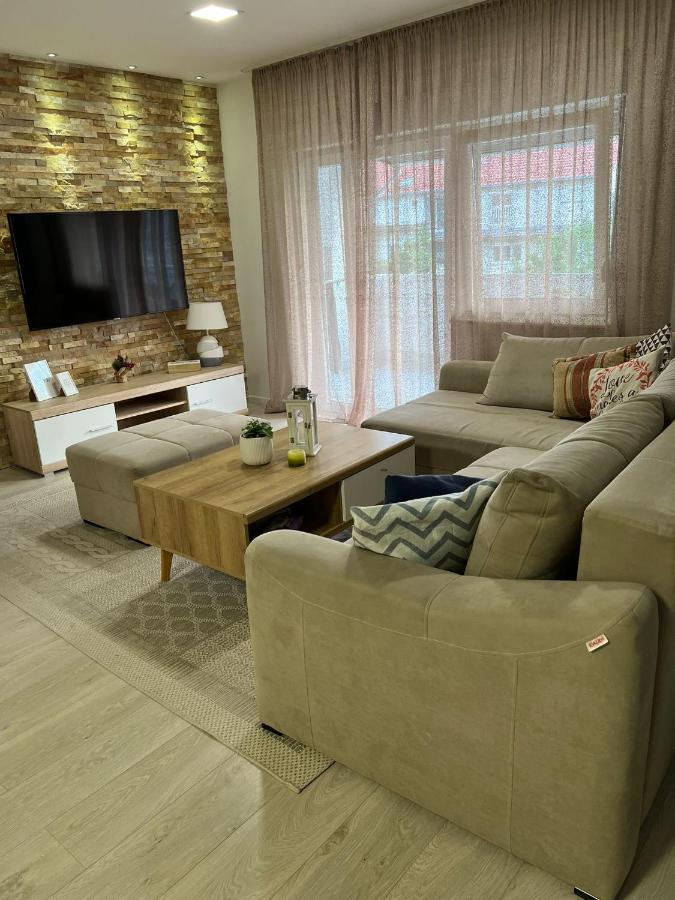 Apartman Mak Mostar Eksteriør billede